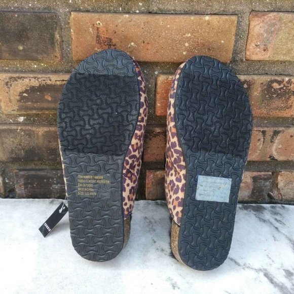 Torrid Leopard Animal Print Cheetah Fur Flat Wide Width Clog Slip On Shoes - Picture 5 of 7
